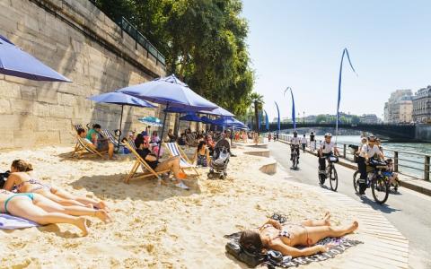 Incontournables : Paris Plages & Cinéma au Clair de lune sur Paris